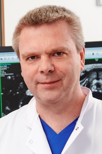Bernhard Fangmeyer, Chefarzt der Klinik für Urologie, Urologische Onkologie und Roboter-assistierte Chirurgie am St. Antonius-Hospital Gronau